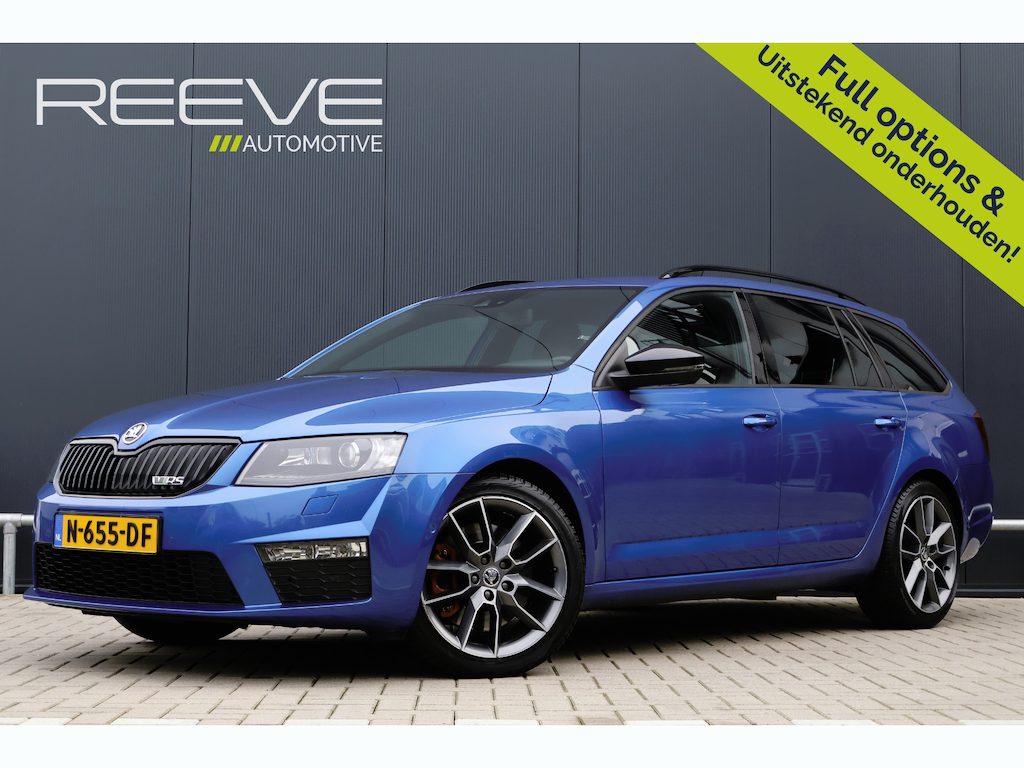 Skoda Octavia Combi 2.0 TSI RS Automaat | Stoelverwarming | DAB+ | Keyless | Elektrische Achterklep | Xenon