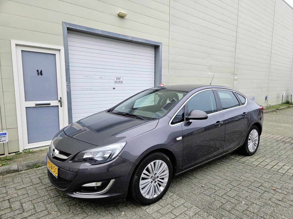 Opel Astra 1.4 Turbo Design Edition NAP Automaat Airco