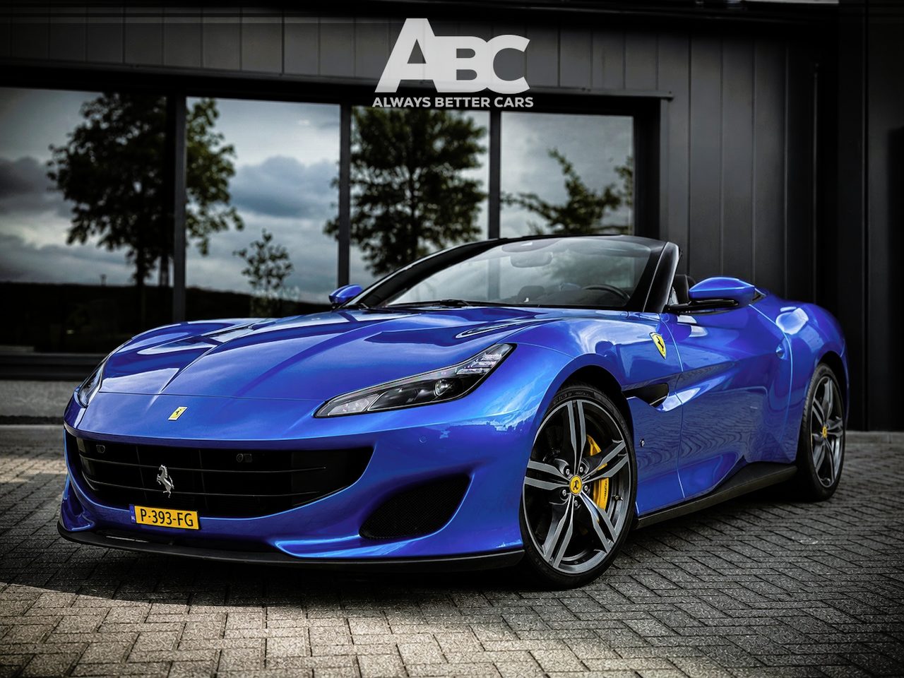 Ferrari Portofino 3.9 V8 HELE Atelier car Carbon CLANCK