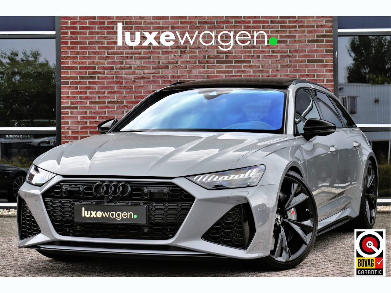 Audi RS6 Avant 4.0 TFSI quattro Nardo Ceramic Pano Trekh Sportuitl HU
