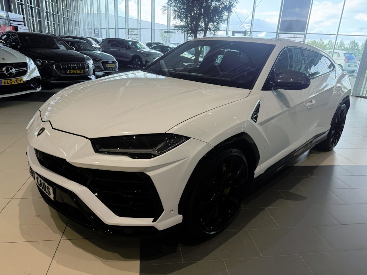 Lamborghini Urus 4.0 V8 | Akra |23 Inch | Ceramic | wrap