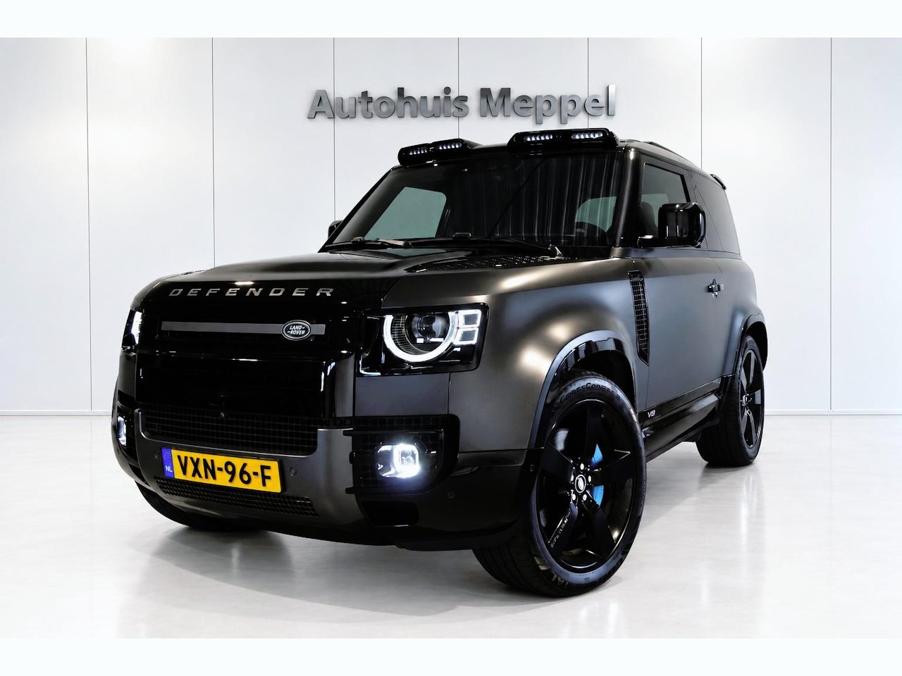 Land Rover Defender 5.0-V8 URBAN Carpathian LuchtV HUD 360Camera Trekhaak Stoelv