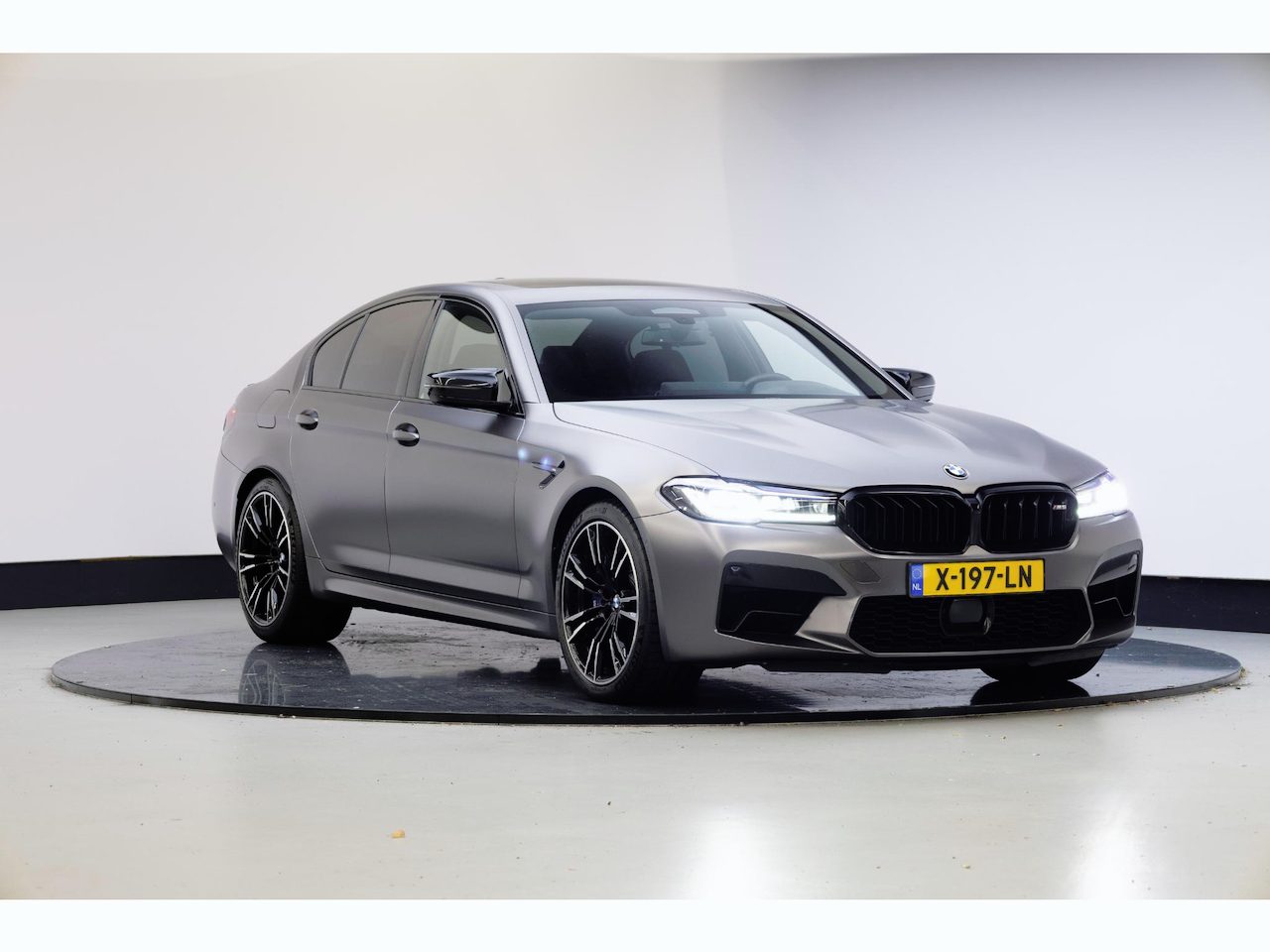 BMW M5 5-serie | Bowers & Wilkins | Driving Assistant Professional