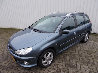 Peugeot 206 SW 1.6-16V Air-line 3 ( APK KEURING BIJ AFLEVERING! )