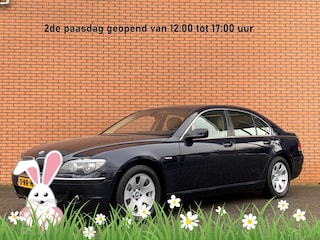 BMW 740i | Youngtimer! | Cruise control | 2e eigenaar | 8 cilinder | Parkeersensoren | Navigatie | Dealer onderhouden |