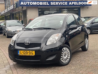 Toyota Yaris 1.0 VVT-i Access*AIRCO*STUURBEKR.*ELLEK.PAKKET*AUX*O.BOEKJES