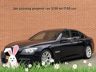 BMW 740d High Executive M-pakket | Head-Up Display | Softclose | Adaptieve cruise control | 19" Lichtmetaal  | Camera | Leder | Navigatie | Elektrisch Stuurwiel | Stuurwielverwarming