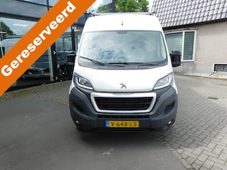 Peugeot Boxer 333 2.0 BlueHDI L3H2 Pro Staat in De Krim Ik ben te huur vanaf €100,00 ex BTW