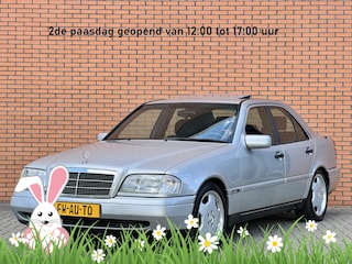 Mercedes-Benz C-klasse 180 Sport | Schuif - Kanteldak | Stoelverwarming | Parkeersensoren | Elektrische Ramen | Elektrische Spiegels |