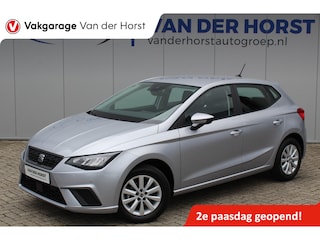 Seat Ibiza 1.0-96pk TSI Style. NIEUWSTE MODEL. In nieuwstaat ! Volautm. airco, camera, elektr ramen v+a, LED verlichting, stoelverwarming, metallic lak, Isofix, LM wielen, Apple Carplay / Android auto etc.