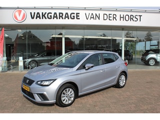 Seat Ibiza 1.0-96pk TSI Style. NIEUWSTE MODEL. Volautm. airco, camera, elektr ramen v+a, LED verlichting, stoelverwarming, metallic lak, Isofix, LM wielen, Apple Carplay / Android auto etc. In nieuwstaat !