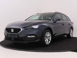 Seat Leon Sportstourer 1.0 TSI 110 6MT Style Business Intense Stationwagen | Handgeschakeld | Zwart/Grijs | 17 inch lichtmetalen velgen, Dynamic