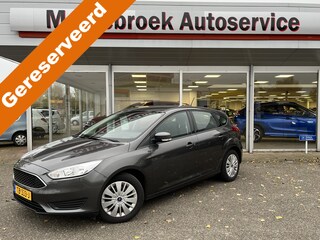 Ford Focus 1.0 Trend | Parkeercamera | Airco | Elektrische Ramen | Staat in Hardenberg