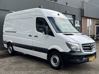 Mercedes-Benz Sprinter 316 2.2 CDI 366 EHD Werkplaats inrichting Servicewagen Servicemonteur Airco Trekhaak 2800kg Cruise control Draaistoel Kastinrichting 1e Eigenaar Euro 6 Bpm vrij voor particulier gebruik!