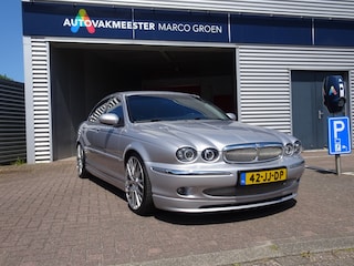 Jaguar X-type 2.5 V6 Youngtimer