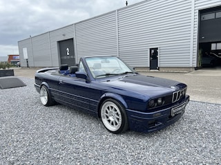 BMW 3-serie Cabrio 325i M-Tech 2 Edition e30 1991 Blauw Metallic