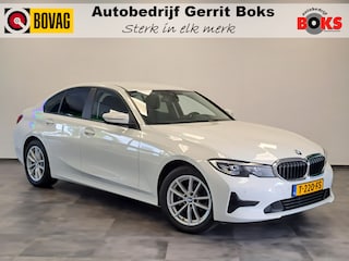 BMW 318i Executive Navigatie Clima Cruise PDC LM 157 PK! 24 maanden garantie mogelijk (*vraag naar de voorwaarden)