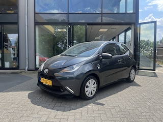 Toyota Aygo 1.0 VVT-i x-fun Staat in De Krim