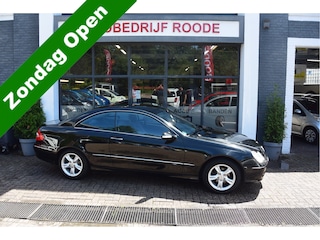Mercedes-Benz CLK Coupé 200 K. Avantgarde 1e EIGENAAR,GEHEEL DEALER ONDERHOUDEN!