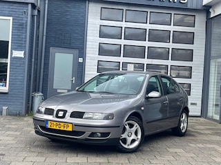 Seat Leon 1.8-20V Sport | Clima | Cruise | NW APK