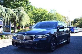 BMW 530I M SPORT Pano - Trekhaak - Vol