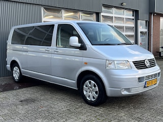 Volkswagen Transporter 2.5 TDI 340 Trendline DC Youngtimer Btw vrij Airco Cruise controle Trekhaak 2500kg Dubbele cabine Schuifdeur Camera Marge btw vrij Motor verbruikt koelwater !!
