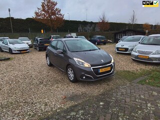 Peugeot 208 1.2 PureTech Blue Lion zeer lux.s nav radio cd airco