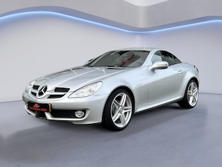 Mercedes-Benz SLK 200 K. Prestige Plus /Apple Carplay/Stoelverw./Nekverw./Cruise Control/Leder/18"LM/Airco/(MET GARANTIE*)