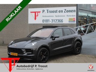 Porsche Macan 2.0 Panoramadak/Adaptive cruise control/Lederen bekleding/Elektr. verstelbare stoelen met geheugen/Navigatie/Achteruitrijcamera/Voor- en achterstoelen verwarmd/Elek. achterklep/Parkeersensoren/Privacy glas/20 inch