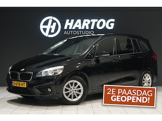 BMW 2-serie Tourer 216i + STOELVERWARMING / NAVIGATIE
