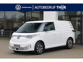 Volkswagen ID. Buzz 77 kWh 204PK / 150kW, Draadloos Apple Carplay / Android Auto, wegklapbare trekhaak, stoelverwarming, alarm klasse III, adaptieve cruise control (acc) met stop & go, dimmende binnenspiegel, zijwand bekleding, regensensor, verwarmbare voorruit, parkeersensoren voor en achter (pdc), DAB+, front assist, stoelverwarming, elektrisch verstel- en verwarmbare buitenspiegels