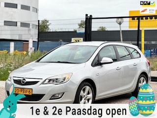 Opel Astra Sports Tourer 1.4 Turbo Edition/navi/psensor/trekhaak/2sleutels/boekjes/incl jaar apk