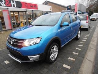 Dacia Sandero 0.9 TCe Stepway Laureate 5 deurs, airco, cruise control, sportvelgen, navigatie enz.