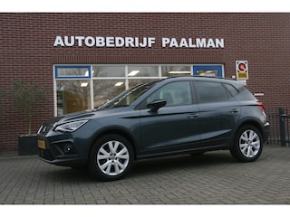 Seat Arona 1.0 TSI Style Business Intense | parkeersensoren | trekhaak | reservewiel
