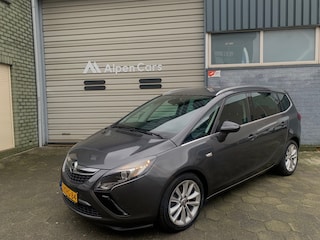 Opel ontkent sjoemelen met Zafira - AutoWeek