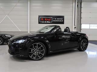 Audi TT Roadster 45 TFSI Pro Line BTW Navigatie Diamond Stitch Leer Sportstoelen Camera 20 inch Virtueel dashboard incl. BTW Drive Select Bluetooth 1e Eigenaar Keyless entry Nieuwstaat