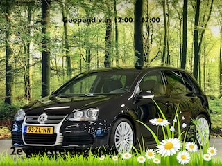 Volkswagen Golf 3.2 R32 | 5 Deurs | 250 PK! | 6 Cilinder | Youngtimer | Leder | 6 Versnellingen | Navigatie | Airconditioning | Parkeersensoren | 18" Lichtmetaal | Xenon | Stoelverwarming |