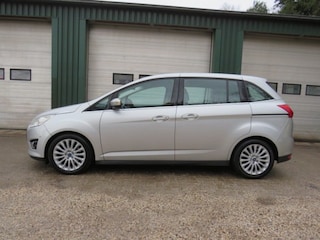 Ford C-MAX 1.0 TITANIUM
