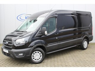 Ford Transit 350 2.0-130pk TDCI L3H2 Trend. Net ingereden, uit voorraad leverbaar ! Volautm. airco, metallic lak, lane- en side assist, adaptive cruise, navigatie by Apple carplay/Android auto cntrl, bijrijdersbank, USB aansluiting etc.
