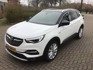 Opel Grandland 1.2 TURBO BUSINESS EXECUTIVE