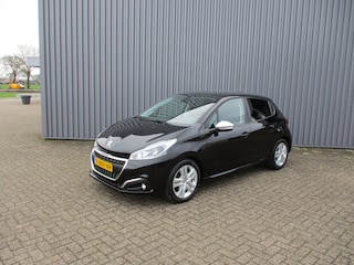 Peugeot 208 1.2 PureTech Signature Navi Airco Camera Led