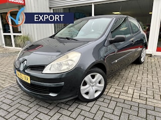 Renault Clio 1.4-16V LEES TEKST.