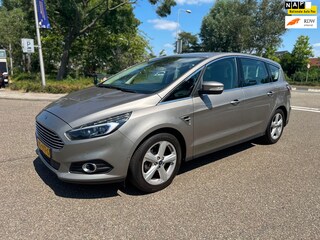 Ford S-MAX 1.5 Titanium / 7zits / leder / airco / cruise.control / navi / elek.pakket / lmv / nap.....