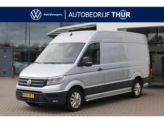Volkswagen Crafter 35 2.0 TDI L3H3 Highline 140PK / 103kW, NL auto 1e eigenaar nieuw door ons geleverd en onderhouden, Full LED, navigatie, 3 zits, park assist, achteruitrijcamera, multifunctioneel stuurwiel, airco, voorruit verwarming, vloer, zijwand bekleding