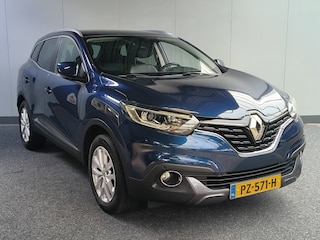 Renault Kadjar 1.5 dCi Intens + trekhaak uit 2017 Rijklaar + 12 maanden Bovag-garantie Henk Jongen Auto's in Helmond,  al 50 jaar service zoals 't hoort!