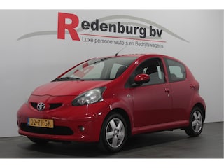Toyota Aygo 1.0-12V Sport - 5 drs. - Airco / Radio cd / Lichtmetalen velgen
