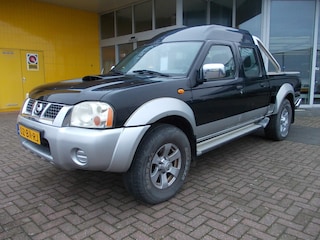 Nissan Pick-Up (D22) KING CAB 4X4 DOUBLE CAB 5-PERS. (NAVARA)