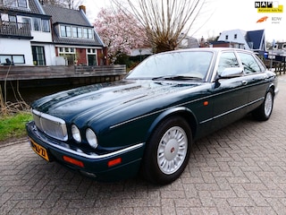 Daimler Double Six 6.0 V12 312pk Origineel Nederlands met historie
