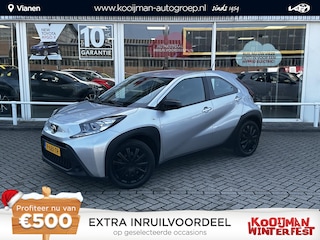 Toyota Aygo 1.0 VVT-i MT Play | Apple Carplay/Android Auto | Achteruitrijcamera | Airco | Adaptive cruise control | Spraakbediening | Zeer Luxe |