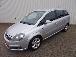 Opel Zafira 2.0 Turbo Cosmo 7P ( APK KEURING BIJ AFLEVERING! )